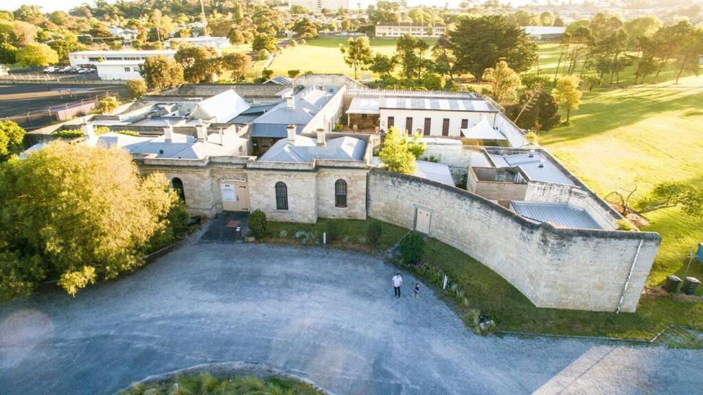 The Old Mount Gambier Gaol Hotel Exterior foto